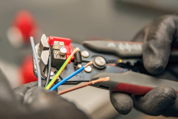 Best Emergency Electrical Repair  in Muskegon, MI